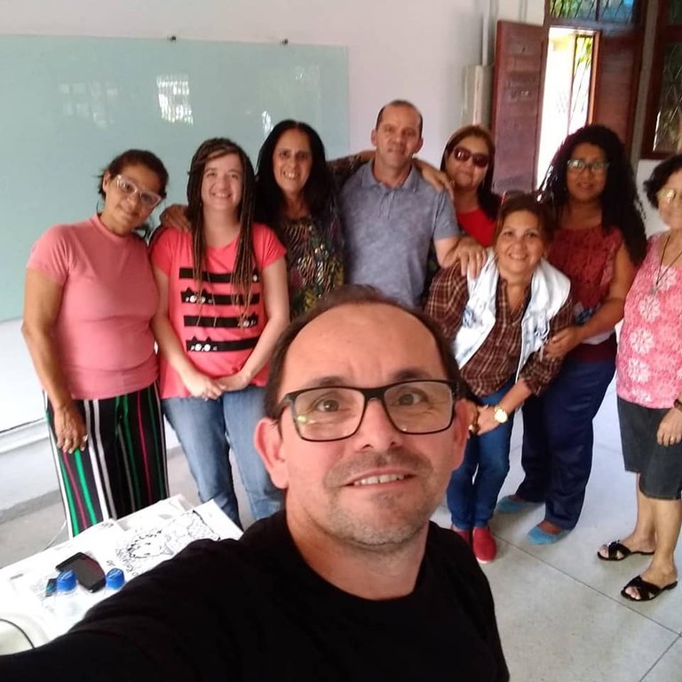 Ensino b