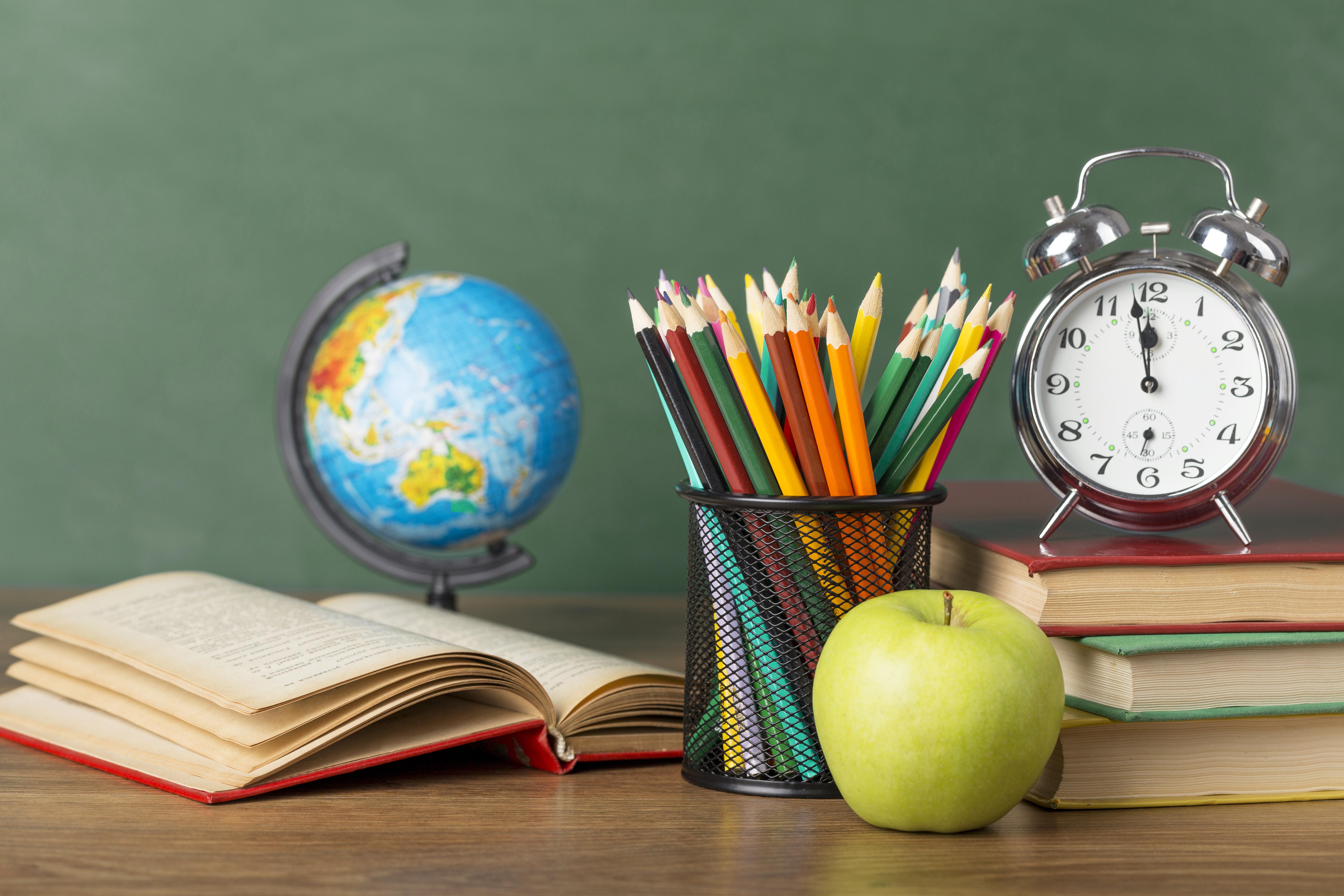 SEGUNDA EDIÇÃO DA CONFERÊNCIA NACIONAL DESAFIOS DA BNCC ACONTECERÁ EM ABRIL Foto: Freepik