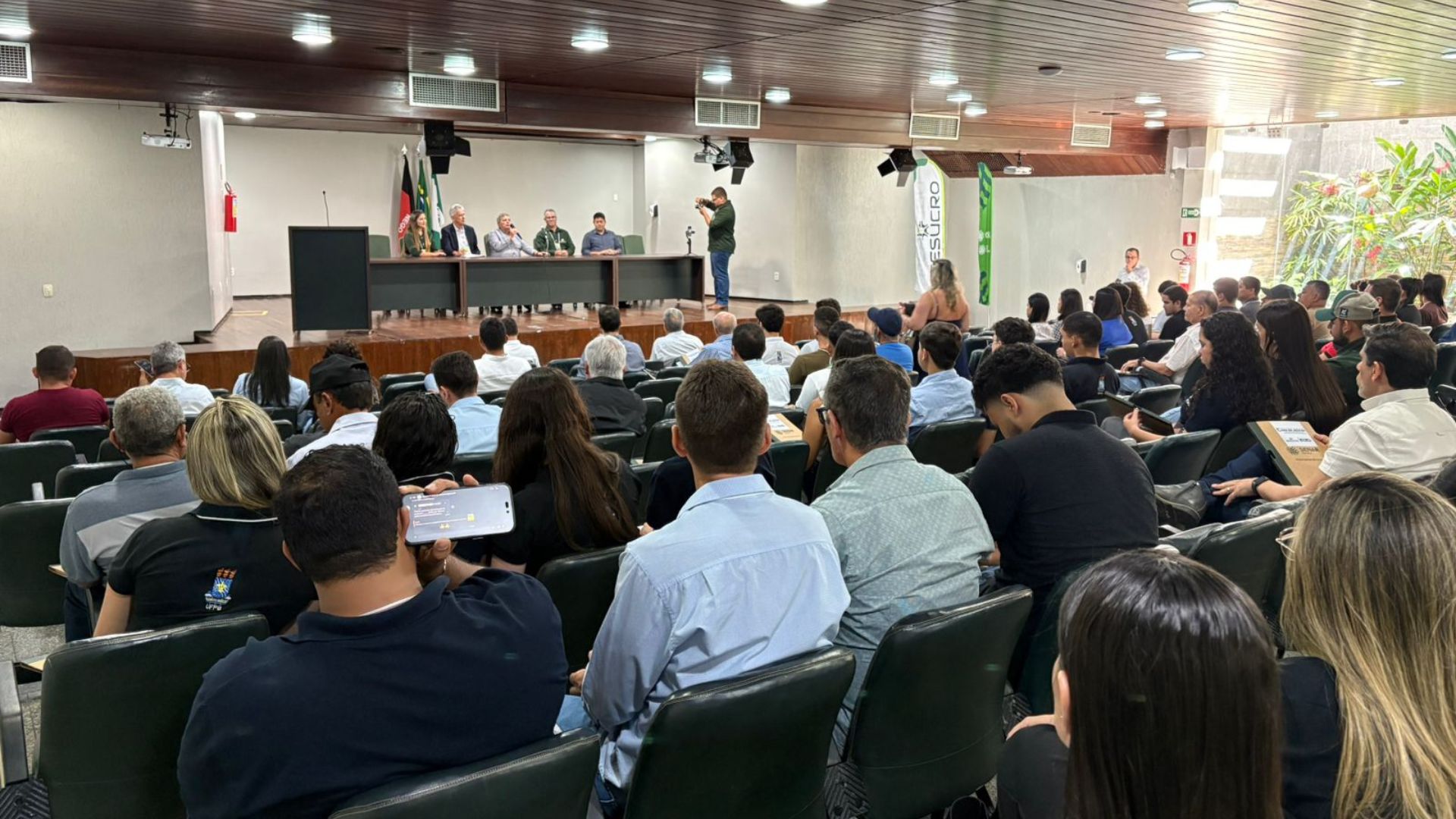 Com foco em sustentabilidade, evento da UFPB integra universidade e setor produtivo de cana-de-açúcar Com foco em sustentabilidade, evento da UFPB integra universidade e setor produtivo de cana-de-açúcar