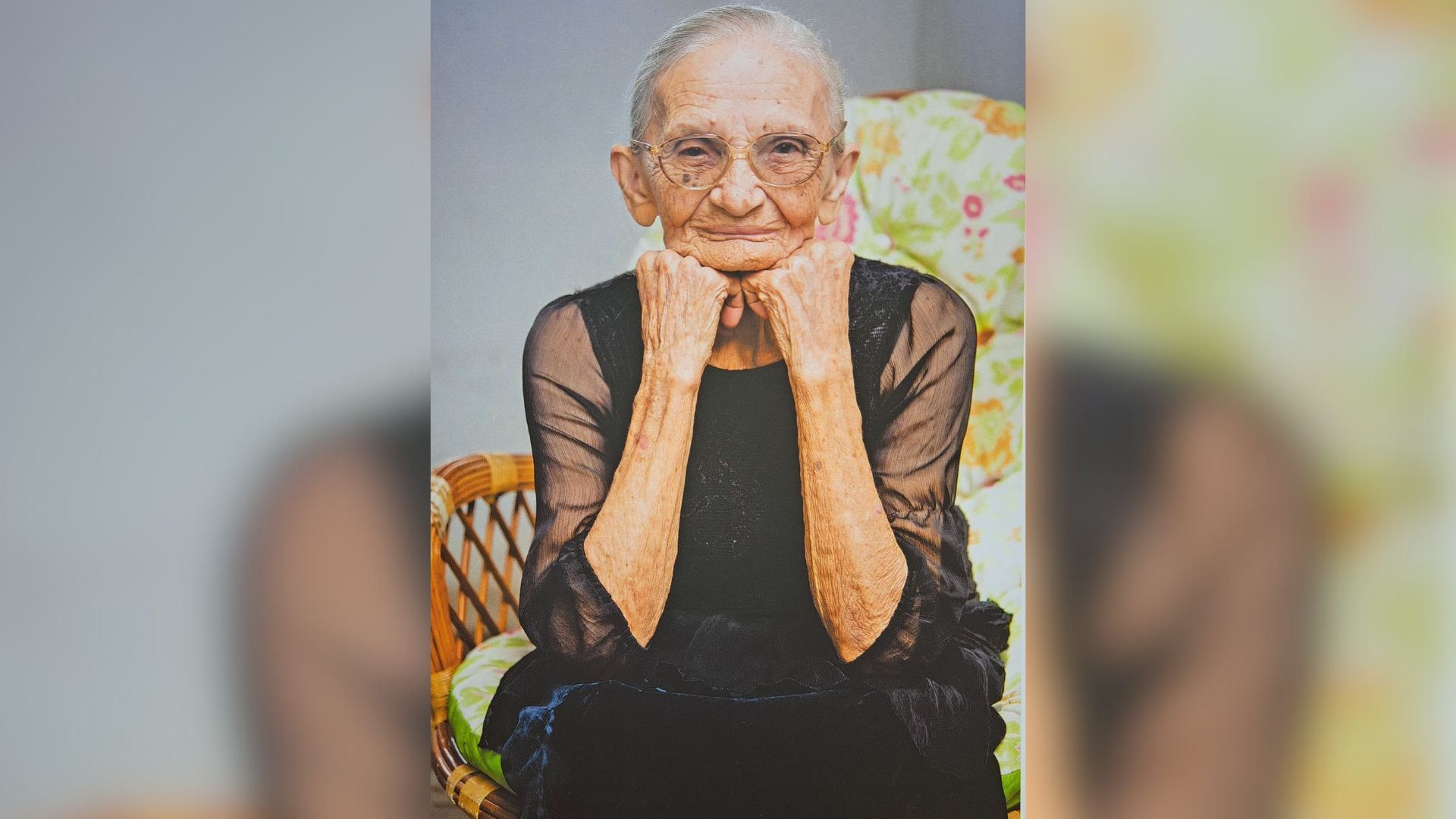 Elizabeth Teixeira recebe título de Doutora Honoris Causa pela UFPB nesta sexta (18) Elizabeth Teixeira recebe título de Doutora Honoris Causa pela UFPB nesta sexta (18)