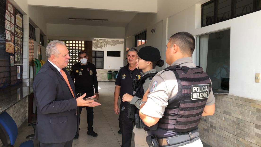 NOTA DE ESCLARECIMENTO Foto: Aline Lins