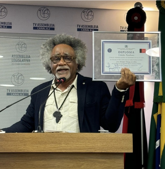 Professor da UFPB recebe o título de Cidadão Paraibano da Assembleia Legislativa Foto: Divulgação