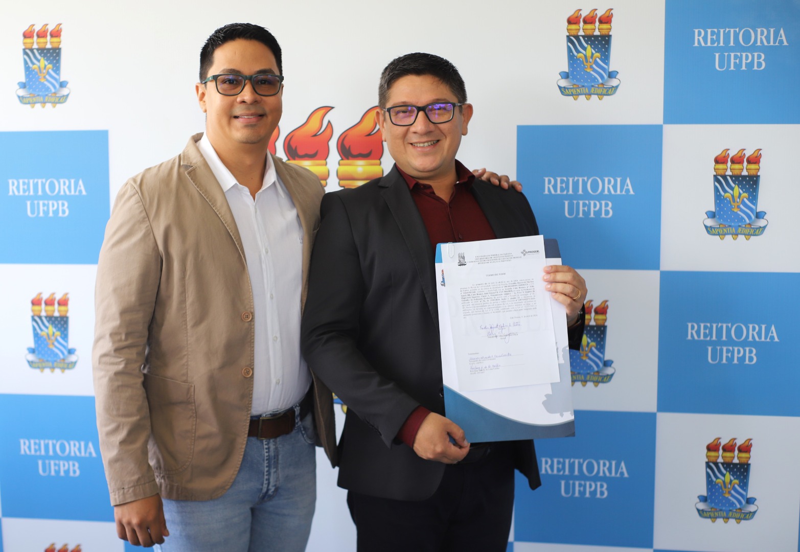 Foto Angélica Gouveia 2.JPG Foto Angélica Gouveia 2.JPG