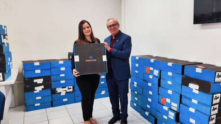 UFPB inicia entrega de notebooks para pesquisadores selecionados no Programa Pró-Computador UFPB inicia entrega de notebooks para pesquisadores selecionados no Programa Pró-Computador